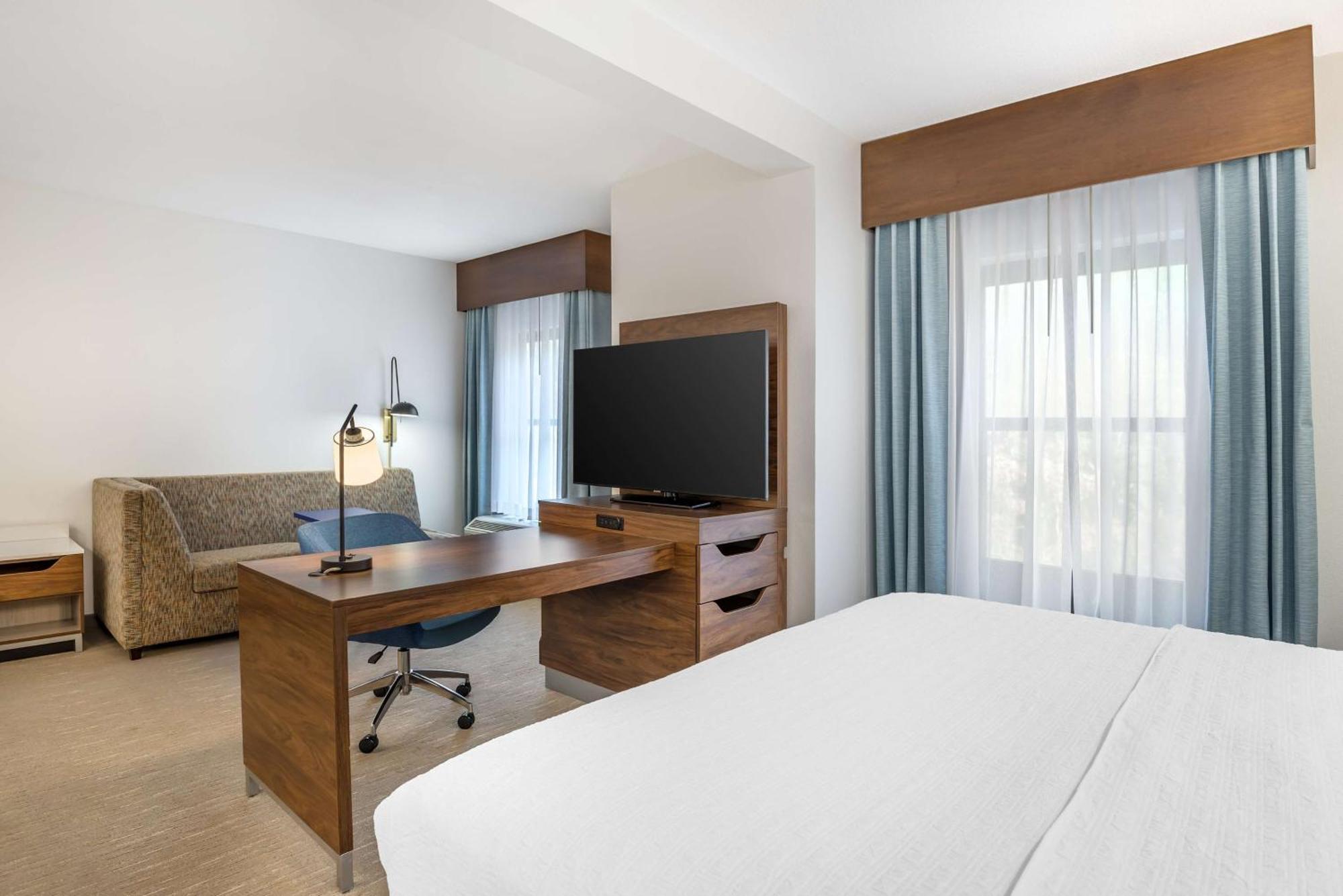 Hampton Inn Petersburg-Fort Gregg Adams Екстериор снимка