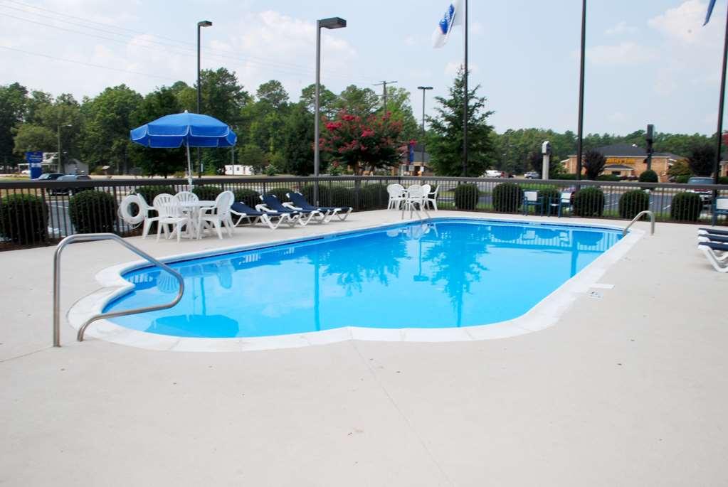 Hampton Inn Petersburg-Fort Gregg Adams Съоръжения снимка